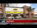 Fresco y Mas grocery store distributes free ice after Irma
