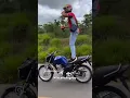 Download Lagu Lázaro Du grau andando em pé na moto e tomando uma coca cola