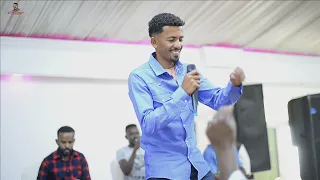 الله ليك يا عينيا علي الشيخ 