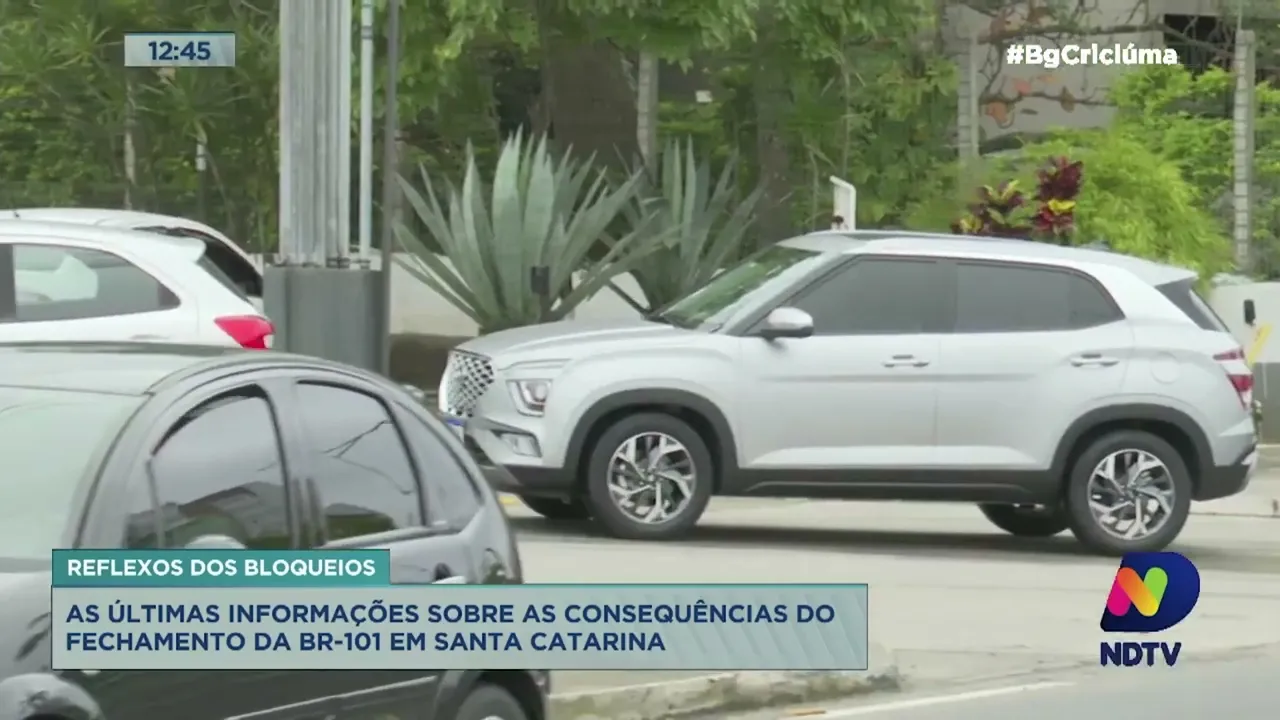 Sem ônibus devido aos protestos, passageiros buscam alternativas