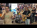 Download Lagu Tepukan Gemuruh penonton Bila Bob jemput Original gitaris wings brother Sham\