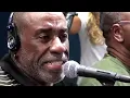 🔴 Radio Mania - Fundo de Quintal - Não Tão Menos Semelhante / Fada