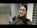 Lagu LIVE Street Café - Welcome Family 🤗 Ploysai Coffee Lady in Bangkok Thailand - Thai Street Food