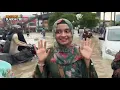 Download Lagu Karachiites show anger as they feel helpless post heavy rainfall at Karachi's Shahra e Faisal