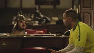 خميس كاكا خربها وقعد على تلها شوف مواجهته مع صلاح الدين الايوبي من فيلم الحرب العالمية الثالثة 