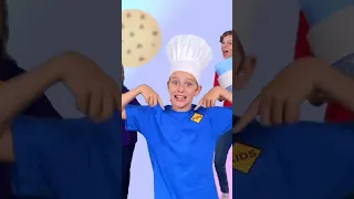 Sign Post Kids sing baking song! #shorts