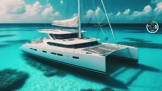 #239 Solo Sail – Waiting for a Hurricane to Fizzle Out | Sailing Sisu Leopard 45 Catamaran