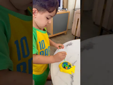 كموتة عم يصطاد سمك🫣