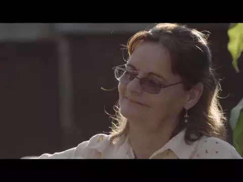 TRAILER  - MANOS DE PADRE - CUBA