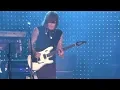 Download Lagu Bon Jovi - Livin' On A Prayer (Live in New York 2005) HD