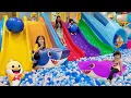 Download Lagu Main Perosotan, Mandi Bola, Main Pasir dan Rintangan di Baby Shark Playground