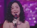 Download Lagu 我只在乎你 - 邓丽君 Live 1992 [4K]