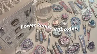 a huge flower knows unboxing 🐚✨