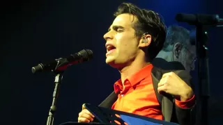 אביב גפן והפילהרמונית עורי עור 