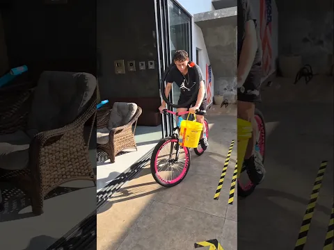 A CADA 10 SEGUNDOS NO EQUILÍBRIO, ELE GANHA UMA PEÇA DE BIKE! 😱🚲#bike #bikelife #grau #shorts #viral