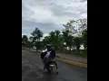 Download Lagu Yang lagi viral || Cewek Jumping motor #Shorts