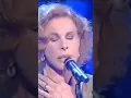 Lagu Ornella Vanoni e Enzo Gragnaniello - Alberi (Sanremo 1999)