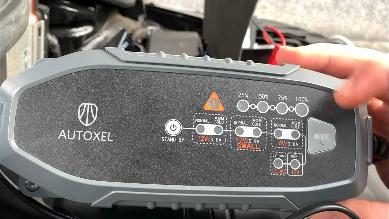 AUTOXEL KFZ Ladegerät für LiFePO4 Blei Wet MF VRLA AGM, Gel PKW Startbatterie unboxing und Anleitung