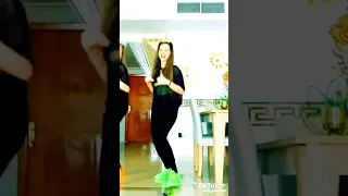 تصميمي لي لانا ولين وسارة هيا شهاب هيا             لنوش  جيش  لنوش  لينو دندنها