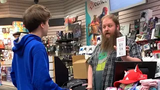 GameStop employee s that PASS the Vibe Test