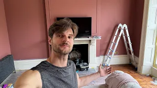 RENOVATING THE LIVING ROOM