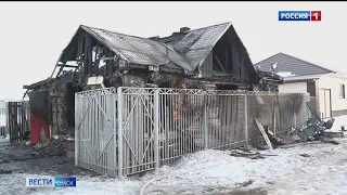 В Омске крупный пожар в поселке Береговом унес жизни сразу троих человек