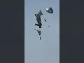 Download Lagu Army Airborne mid-air collision leads to entanglement- Fort Benning, GA