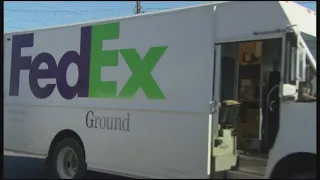 FedEx to lay off 305 workers in Fort Worth