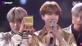 مترجم للعربية خطاب بانقتان ديسانق ألبوم السنة في حفل الماما 2019 