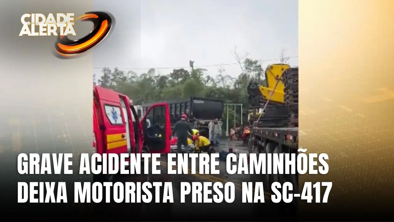 Motorista fica preso às ferragens após acidente na SC-417
