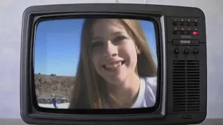 avril lavigne my world music video 