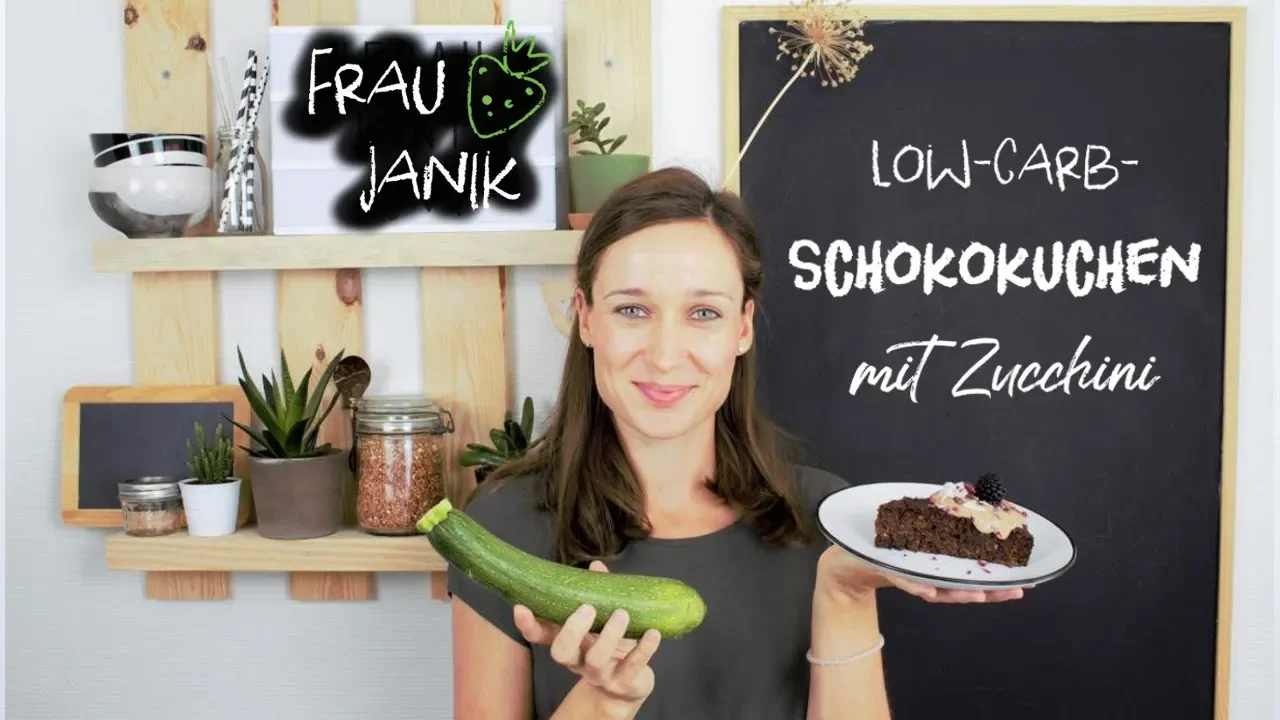 Zucchinikuchen Rezept / Schokolade & Pistazien / Die Frau am Grill