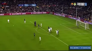 هدف روبيرتو كارلوس و الحارس يبحث عن الكرة من قوة الضربة 