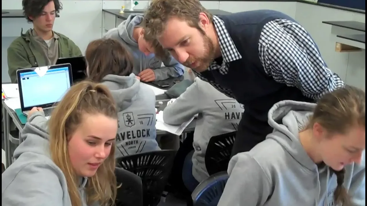 Havelock North Y13 Physics SCL July 2016