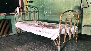 OPUŠTĚNÝ DŮM ŘEZNÍKA - PROKLETÁ POSTEL!