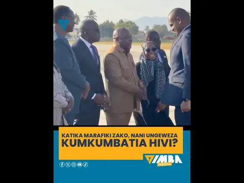Katika Marafiki Zako, Nani Ungeweza Kumkumbatia Hivi?