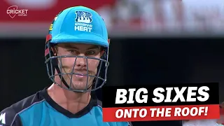 Download That's huge! Big sixes that landed on the roof MP3