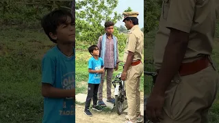पुलिस VS कैदी 😍