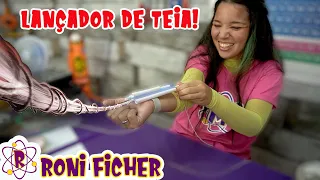 MALU FAZENDO BAGUNÇA E ARTE!!! RONI FICHER