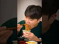 Download Lagu EATING SPICY BLACK BEAN NOODLES WITH CHICKEN \u0026 SALAD #shorts #mukbang #blackbeannoodles