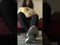 STRONG EBONY FEET TWIST