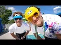 Download Lagu GANGSTER FAMILY TRIP TO SESAME PLACE