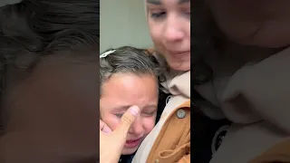 حضن الامان من الام  حضن الامان من الام