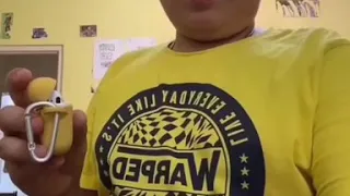 موهبة طفل بحريني يقلد اي صوت يسمعه شعب البحرين امسكو عيالكم 