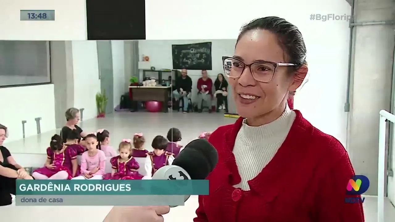 Alunos de companhia de dança de Palhoça precisam de ajuda para participar de mostra em Joinville