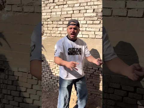 اخوك الصغير مع عجل العيد