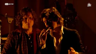 Arctic Monkeys - I Wanna Be Yours (Live)