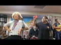 Download Lagu Maluku Jam - Noabershop Assen / Anna Makaloy \u0026 Naomi Boeloerditty