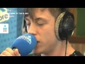 Download Lagu MNM Marathonradio: Loïc Nottet - Chandelier (Sia Cover) [LIVE]