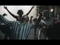 Download Lagu Jungle - Dominoes (Official Video)